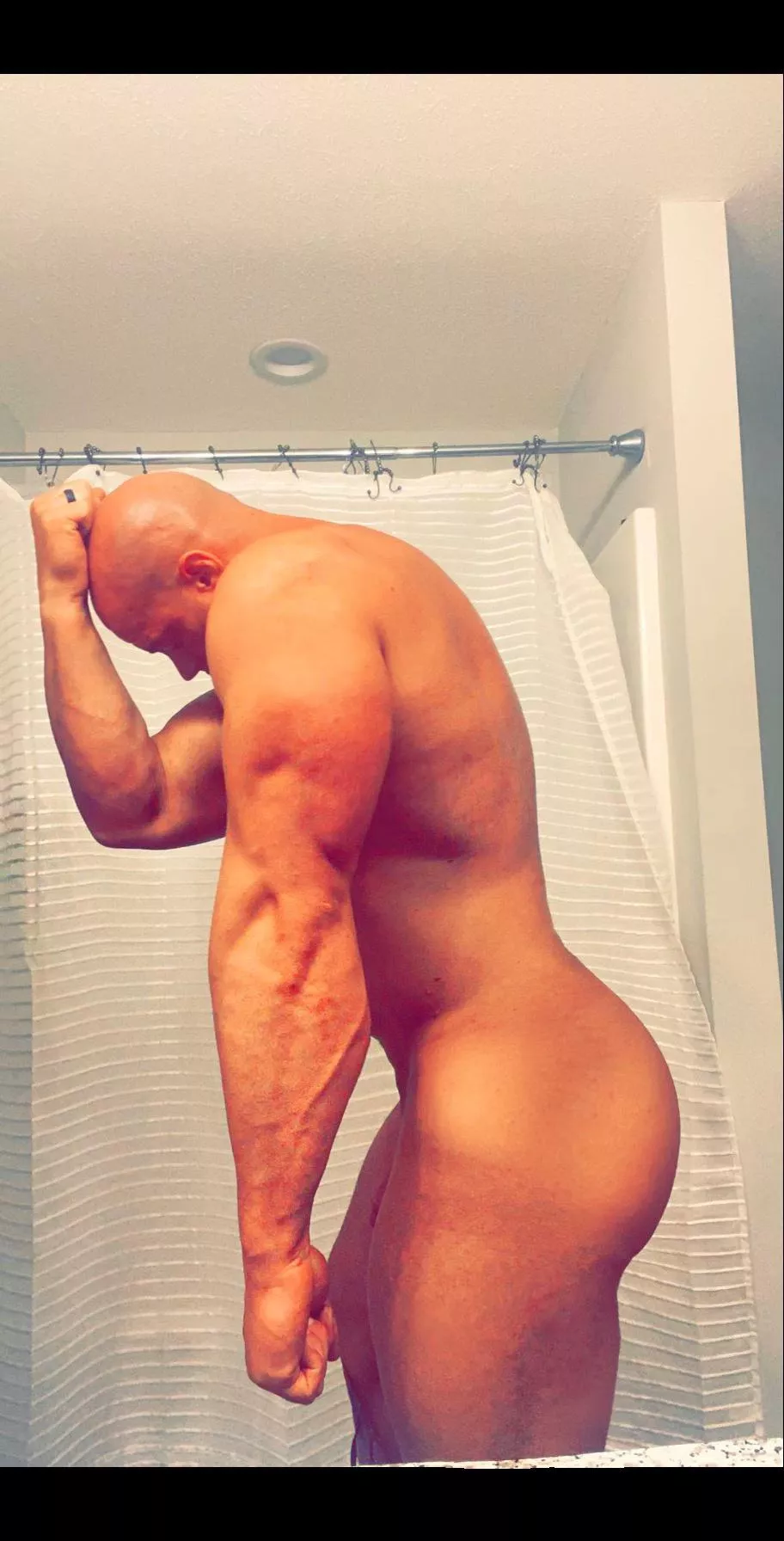 wanna get destroyed so bad with this body?