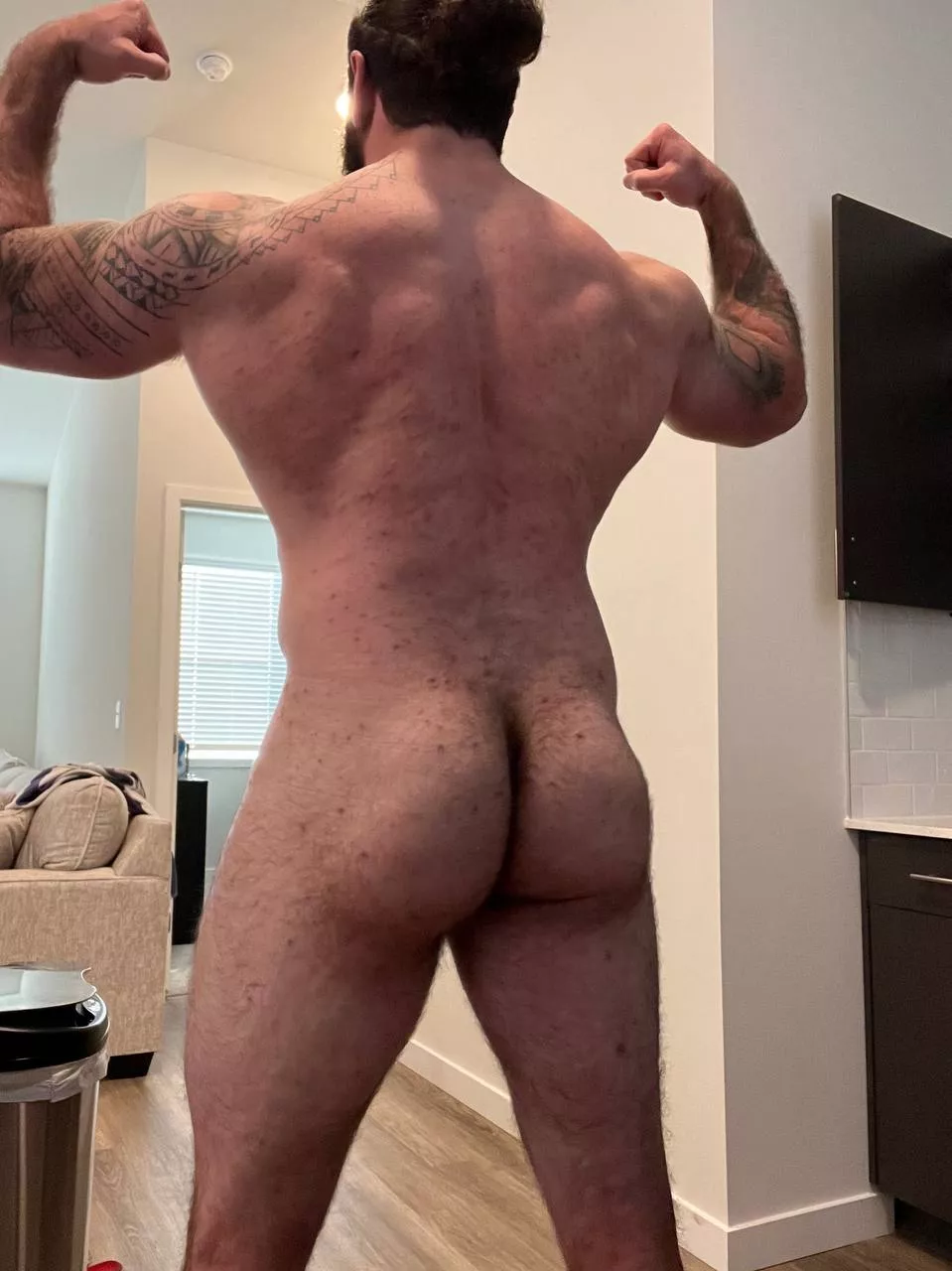 Who wants to have a membership in my private gym?