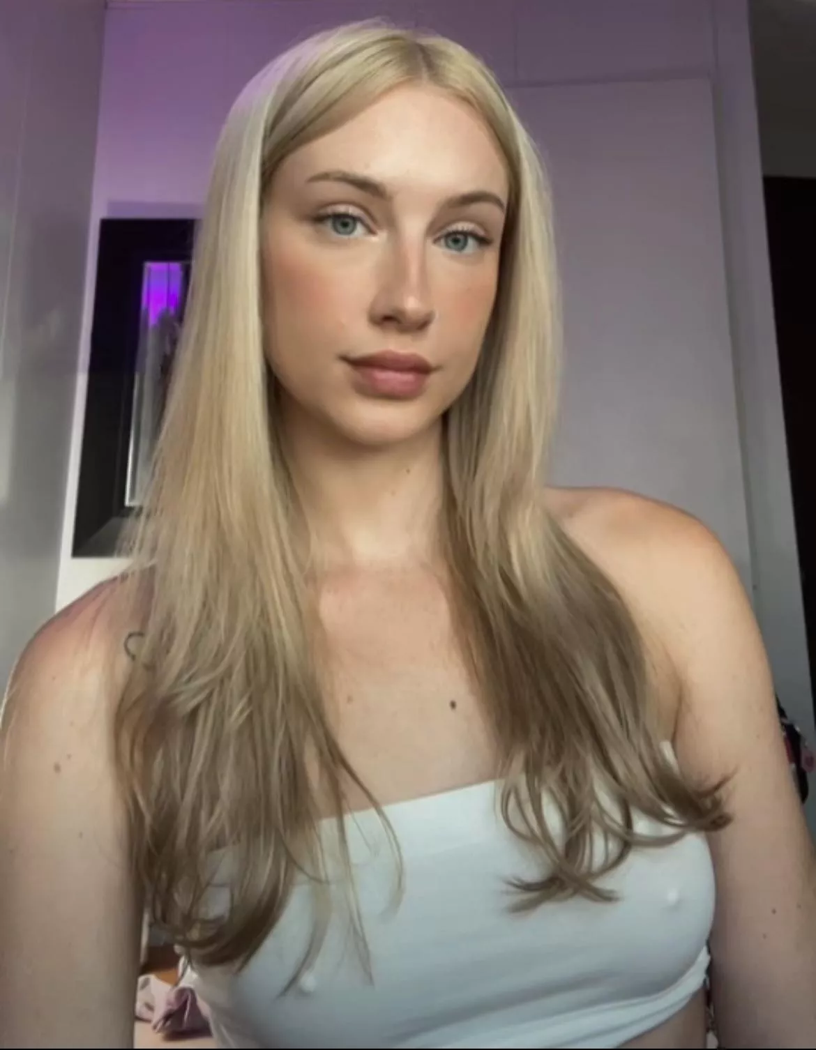 Bad quality but cute boobies