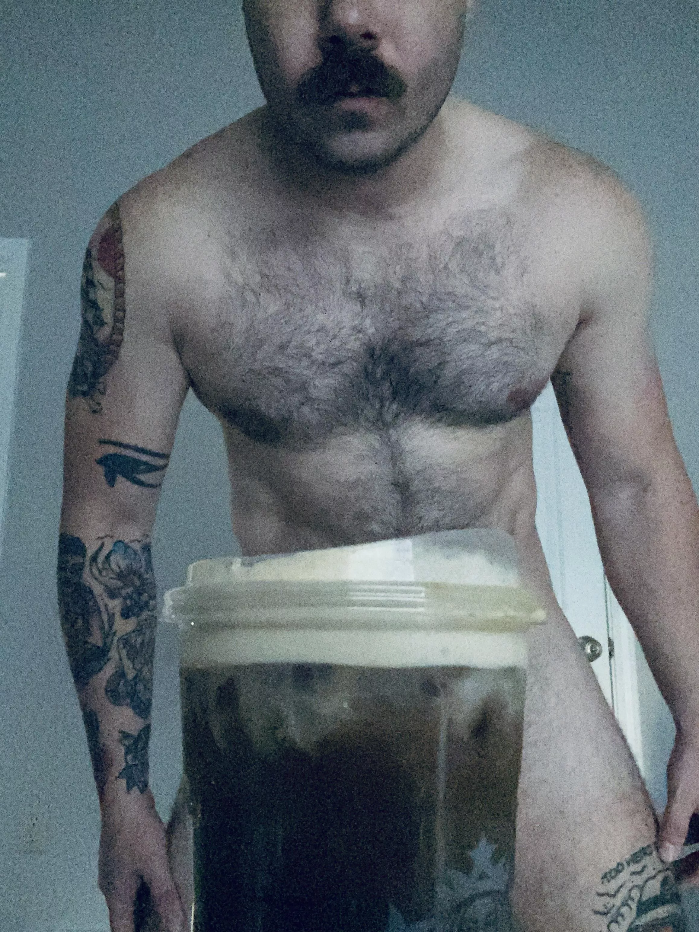 Girl, I’d rather be pumpin’ my spice in you. Cause you’re vine as hell.