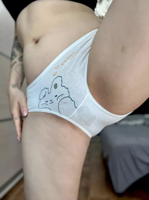 Oops! I soaked through my panties🙈