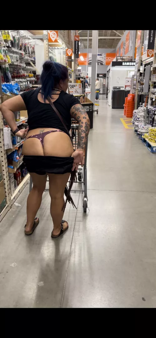 Start the weekend off with a lovely flash!