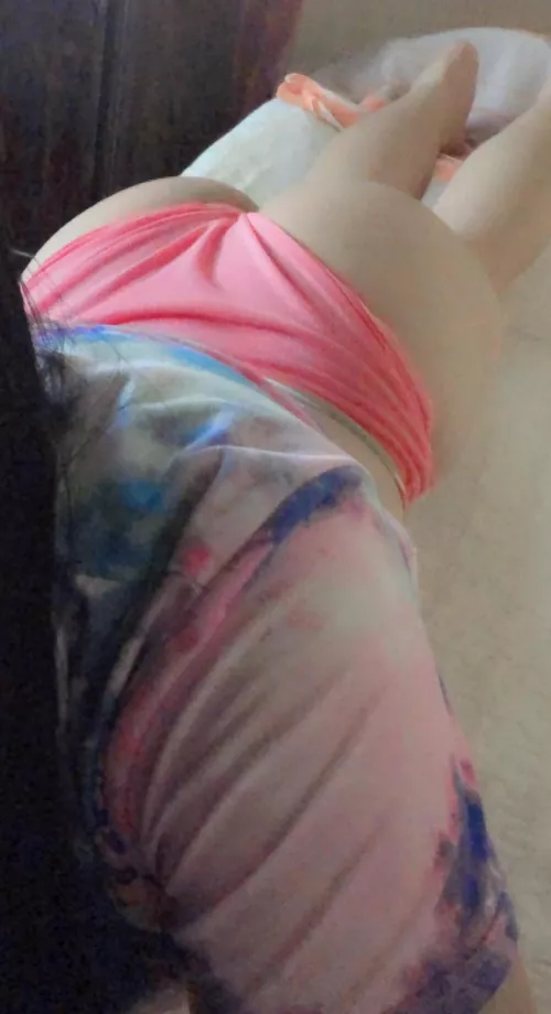 Wanna play with asian trans? 😉