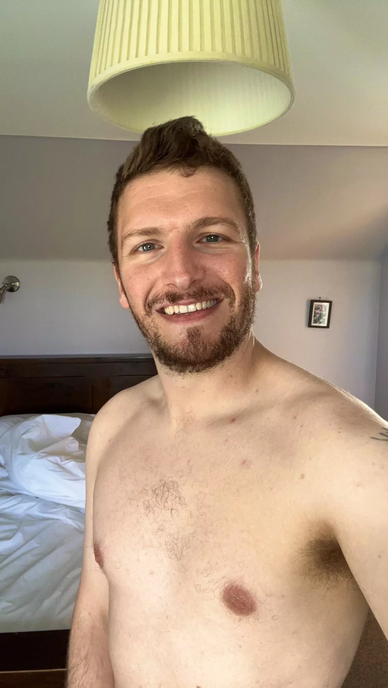 Woke up on the right side of the bed 😌