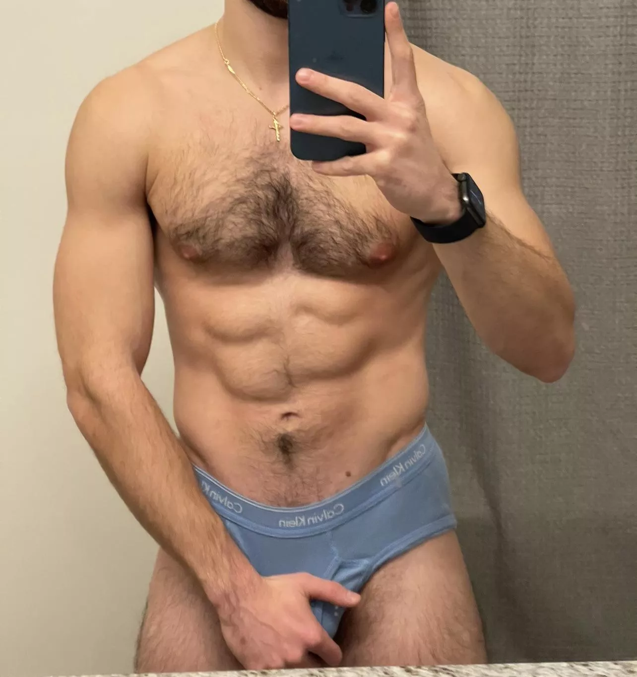 26. Looking for fit bros and dads