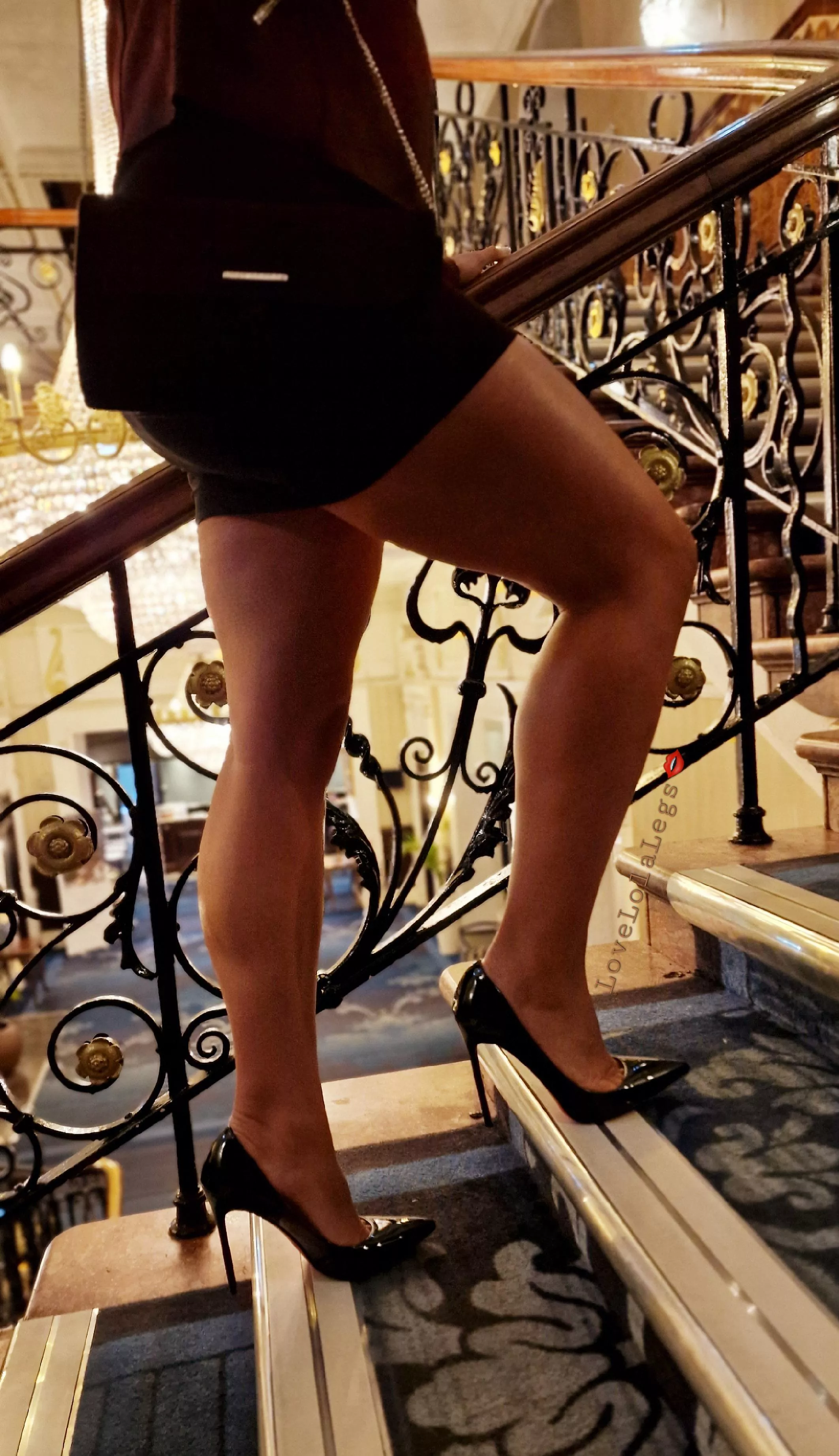 Heading back from post work drinks 👄