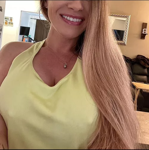 Hey, eyes… down ⬇️