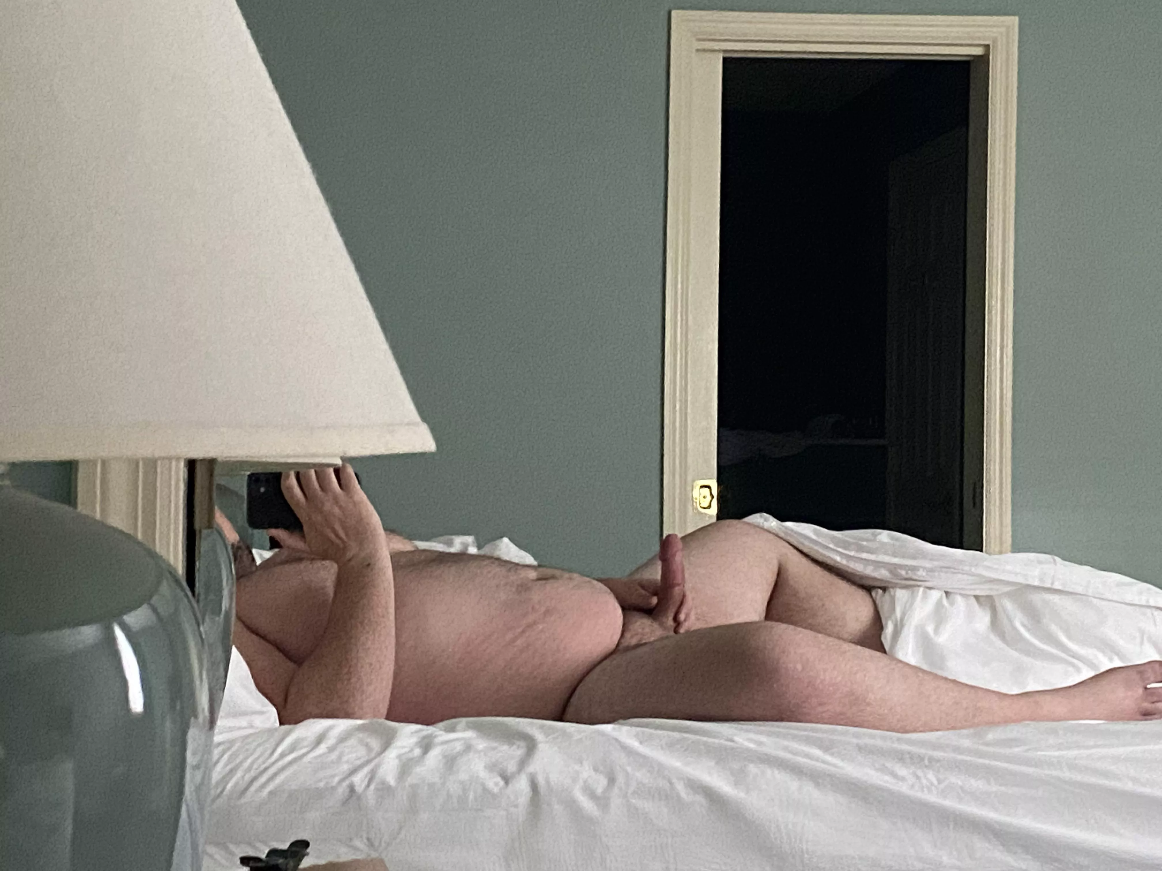 Let’s watch porn on the mirror