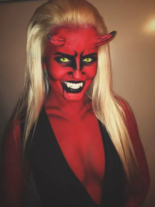 Naughty Devil the teeth didn’t get in the way lol