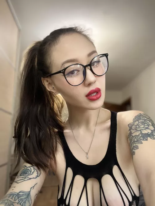 These glasses don't make me less sexy, quite the opposite