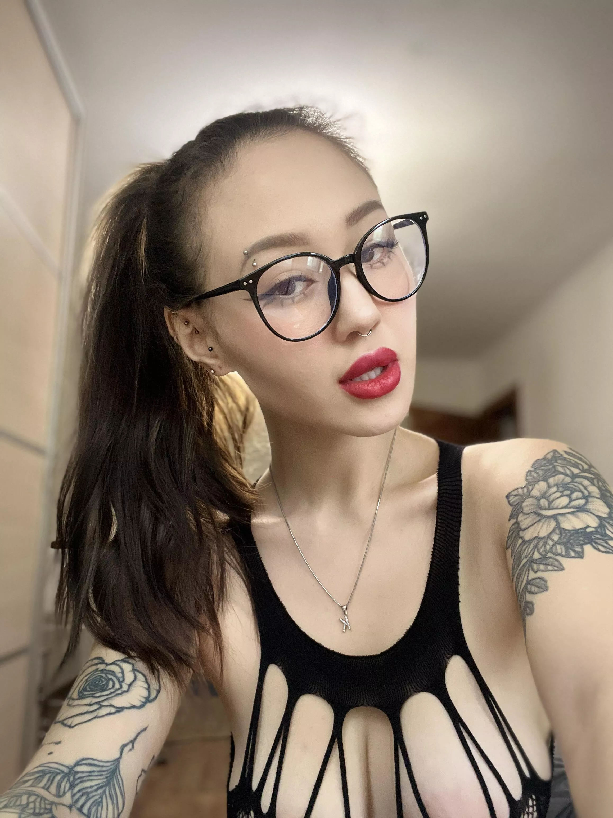 These glasses don't make me less sexy, quite the opposite