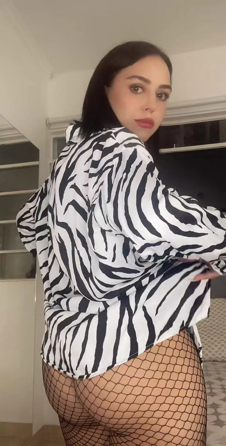 They say chubby mommys are the freakiest in bed