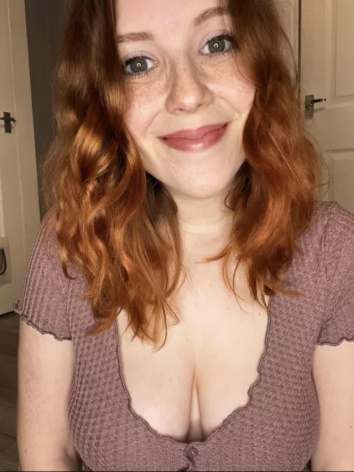 Too hot to wear a bra in 🏴󠁧󠁢󠁳󠁣󠁴󠁿 this week, thankfully no one has complained yet 🤣