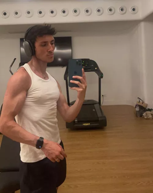 When In doubt gym it out🤘🏼