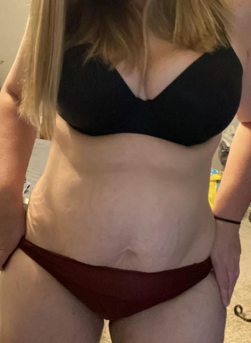Who likes a mom bod?
