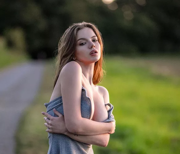 You're undressing me🔞