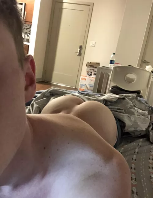 18 i want you to lay on top of me