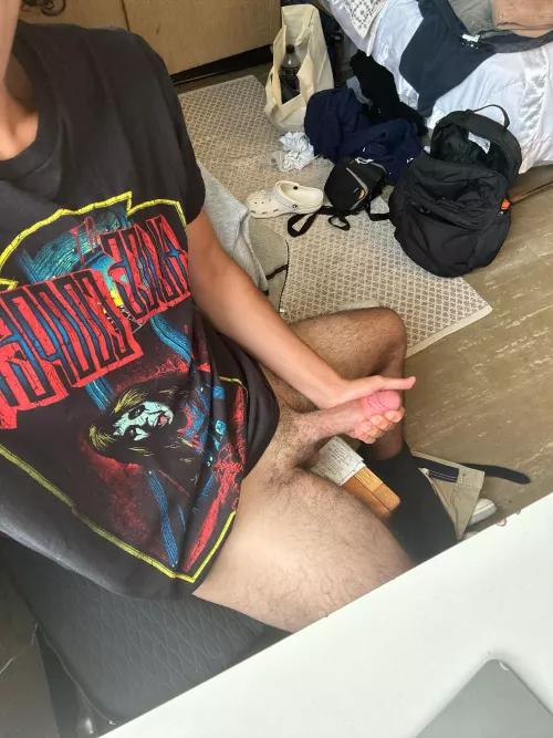 18 jerkin off roommates gone @johncrawley2022