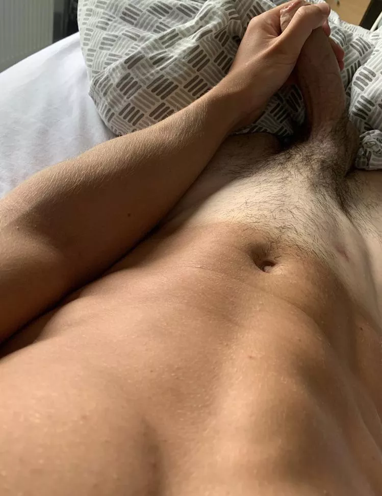 20 uk looking fit verbal lads who send face uk preferably add joesmith19704