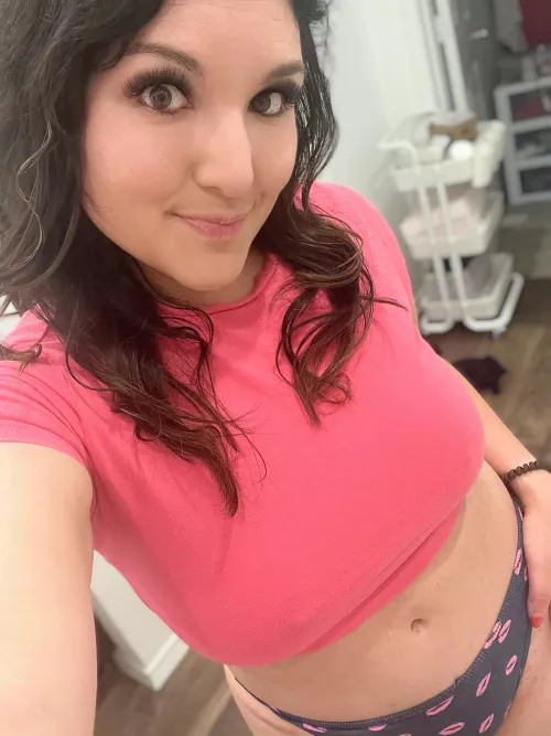 A naughty Latina milf…what more could you ask for