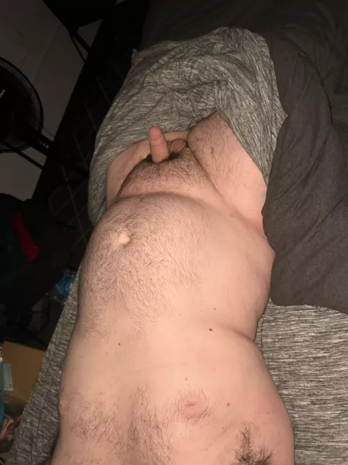 College student too horny to go to sleep