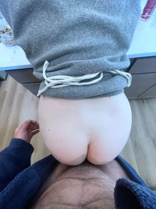 Getting distracted in the kitchen