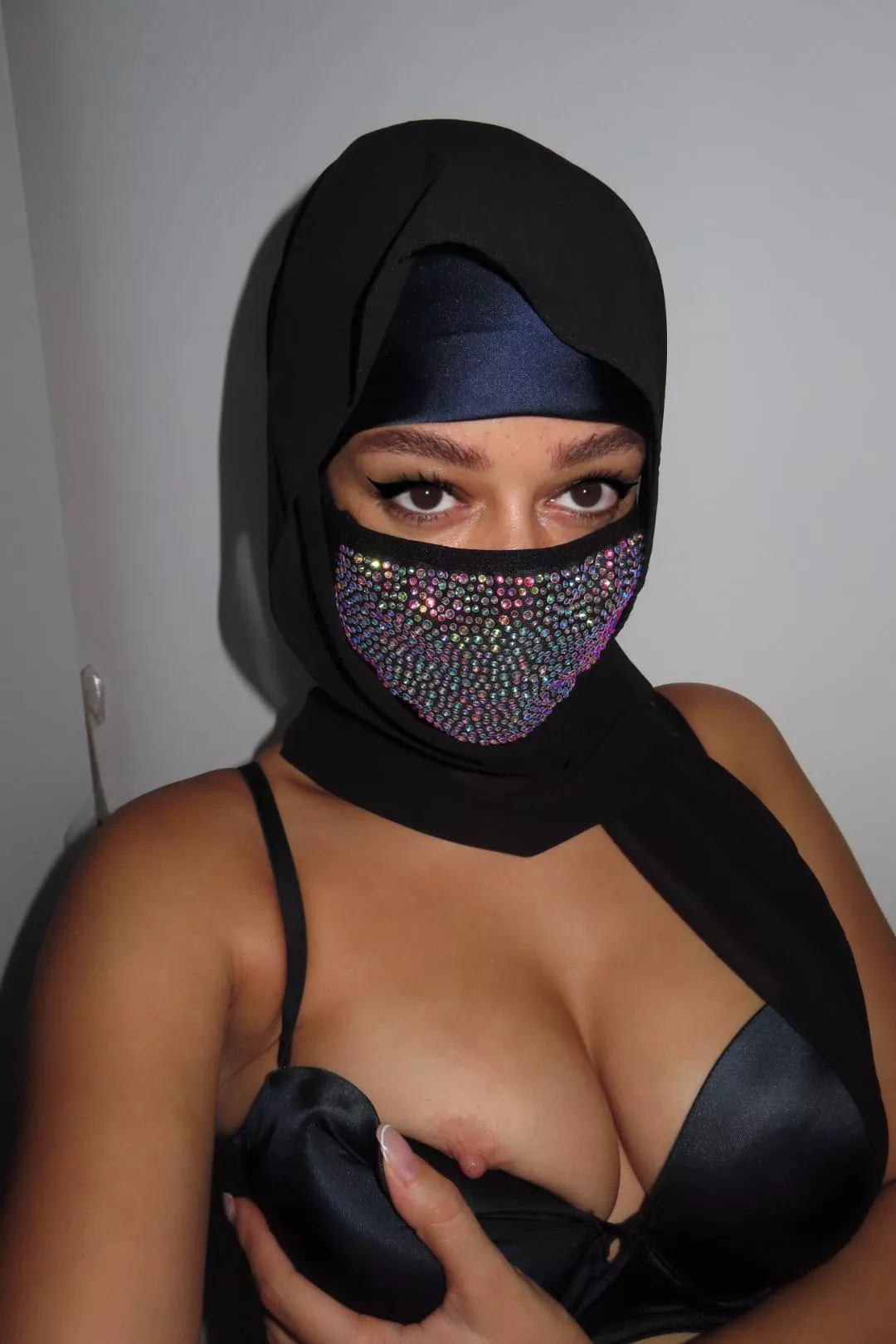 I love showing off my button nipples