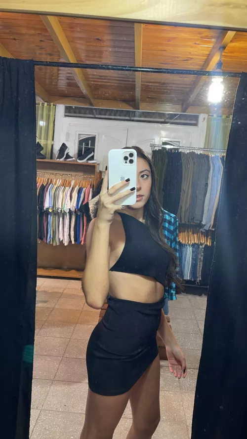 idk if this dress is good enough to meet your family [F18]