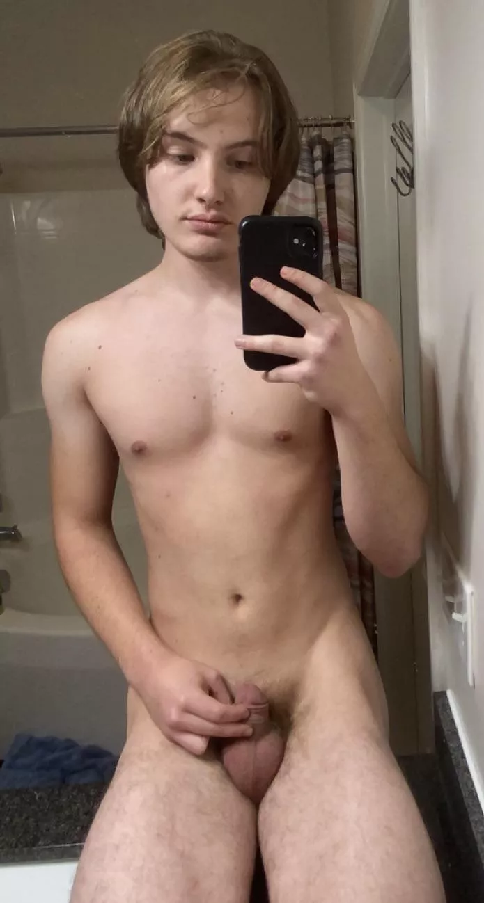 I’m pretty small and petite. Here’s me posing on the sink.