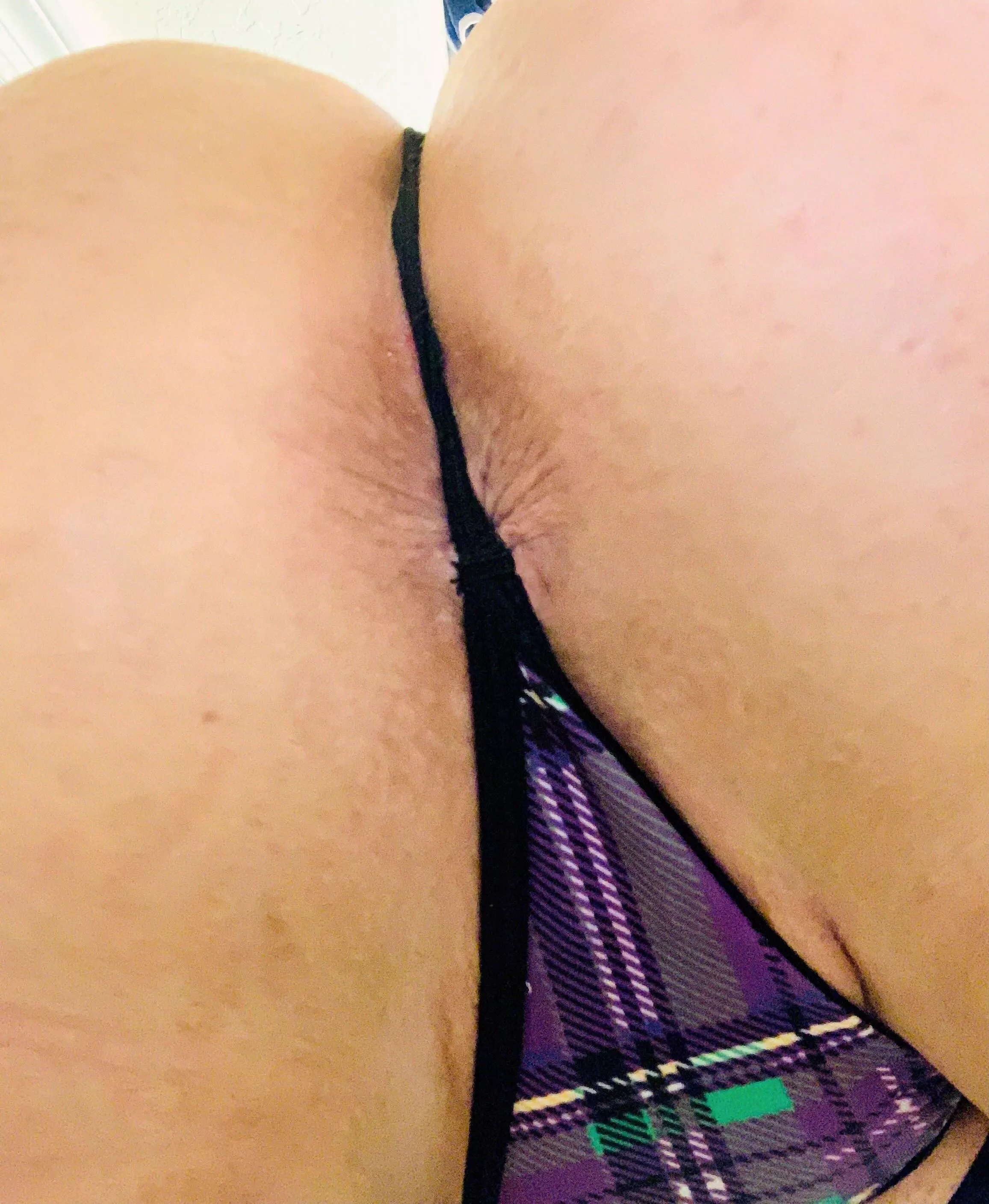 I’m thinking plaid looks pretty good on me..