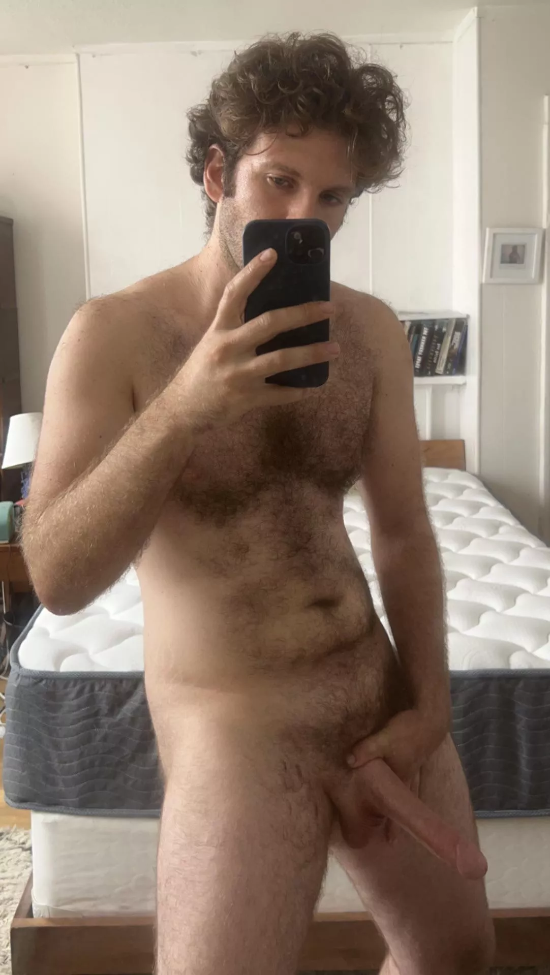 Message me if youd like to be taken care of by a hung stud