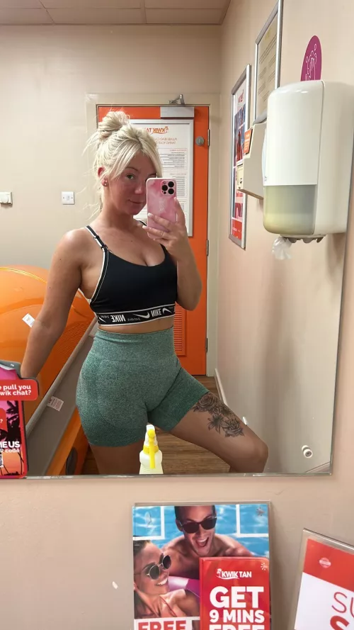 Ready for a sunbed and gym