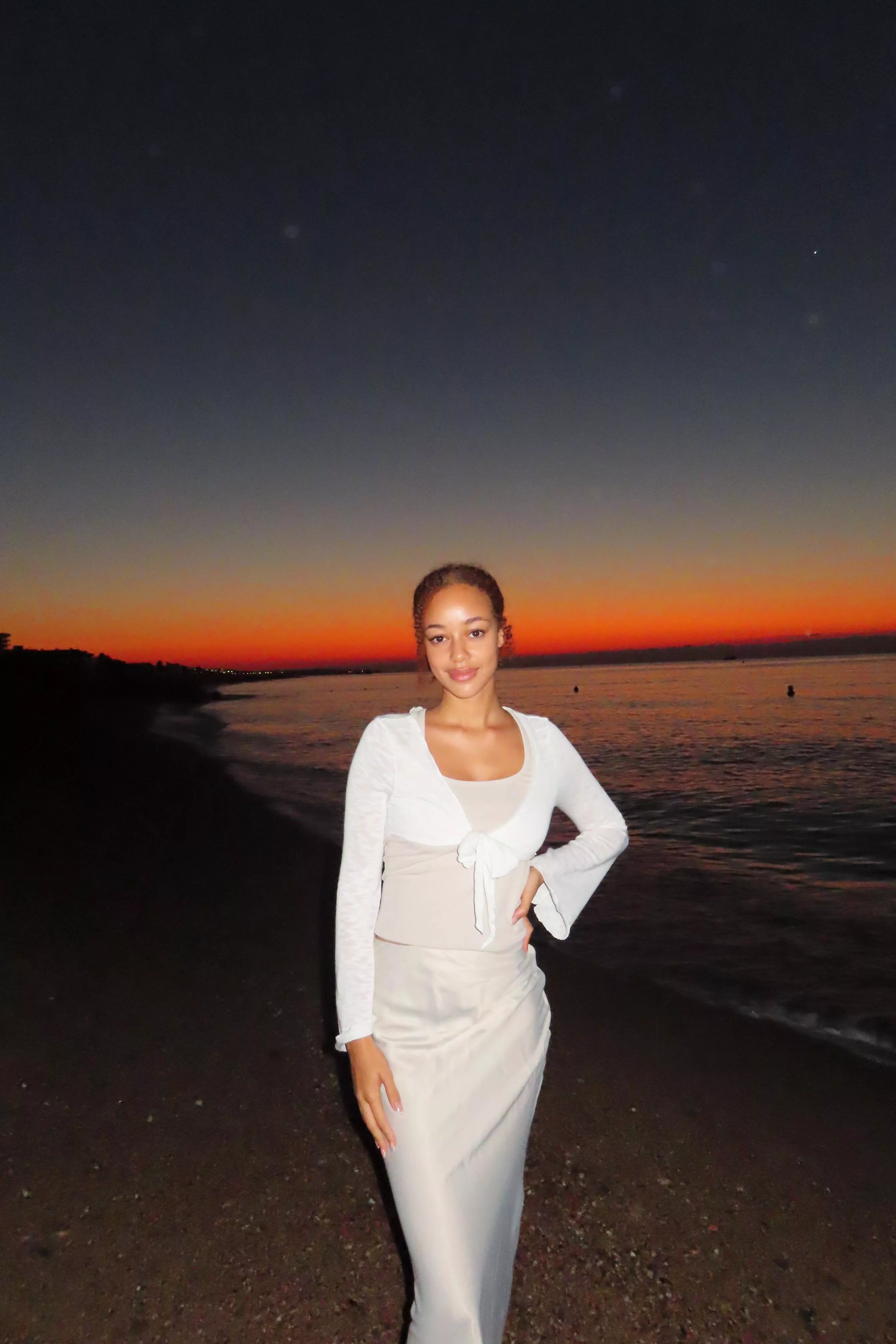 Who wants to enjoy the sunset with me