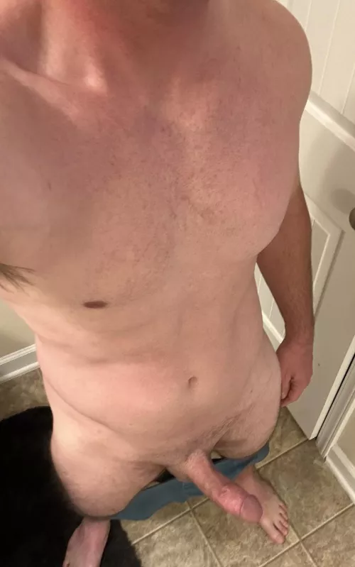 Work sucks! Stay home with me 🤷🏻♂️