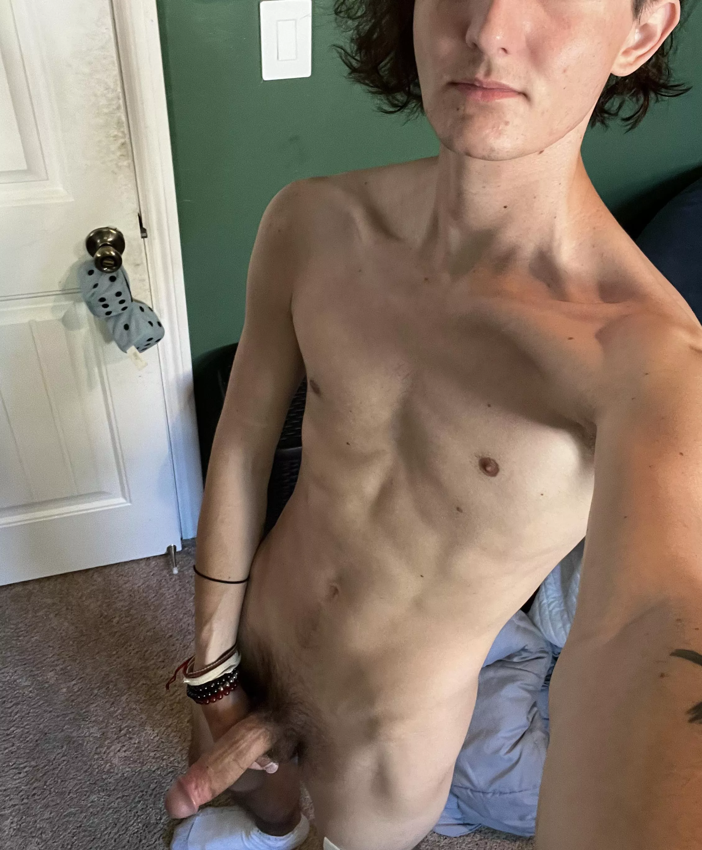 would you get down on your knees for a 22 year old twink?