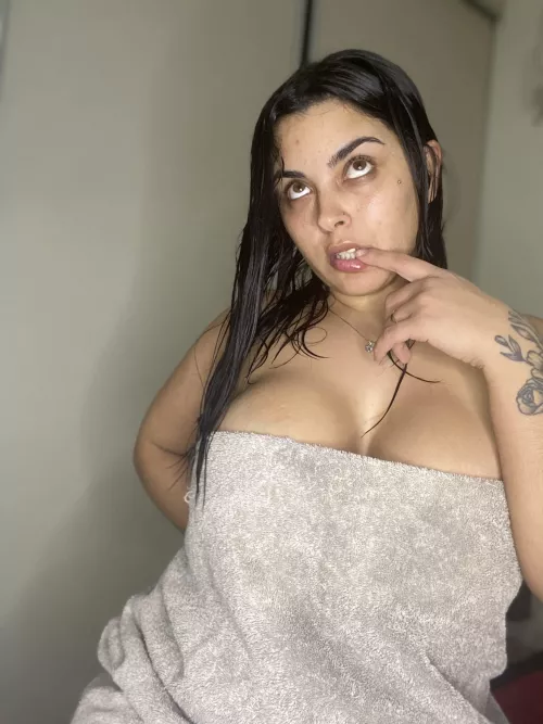 you can take everything off, but not this towel ;)