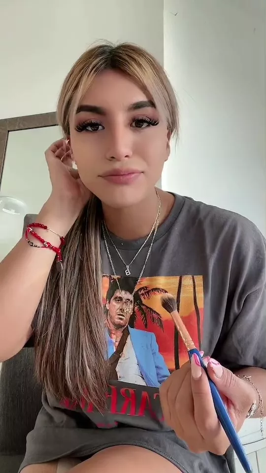 Am I someone you'd consider attractive?