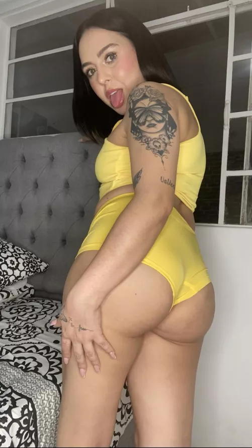 Are you into chubby Mommy cheeks?