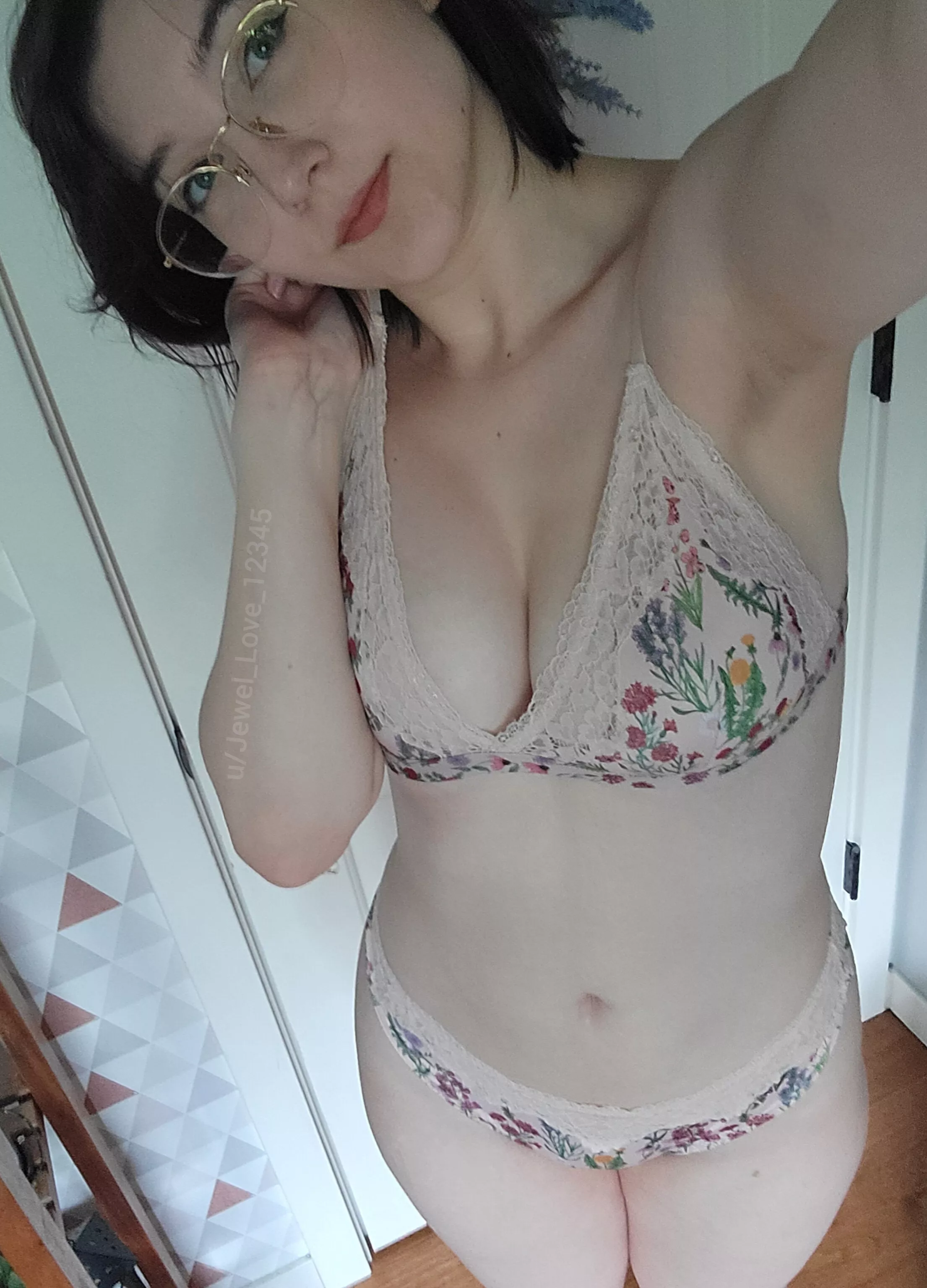 Feeling pretty, I hope you agree!