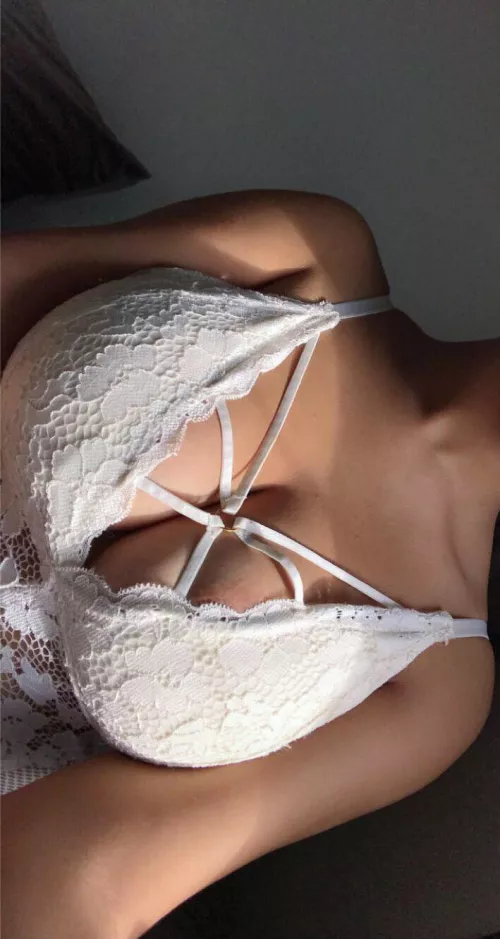 @Foulard 🧕🏽 Muslim Gone Wild😈 new posts each day! 🙈 Fetish friendly & interaction with all fans ☺️😊 link down below 👇