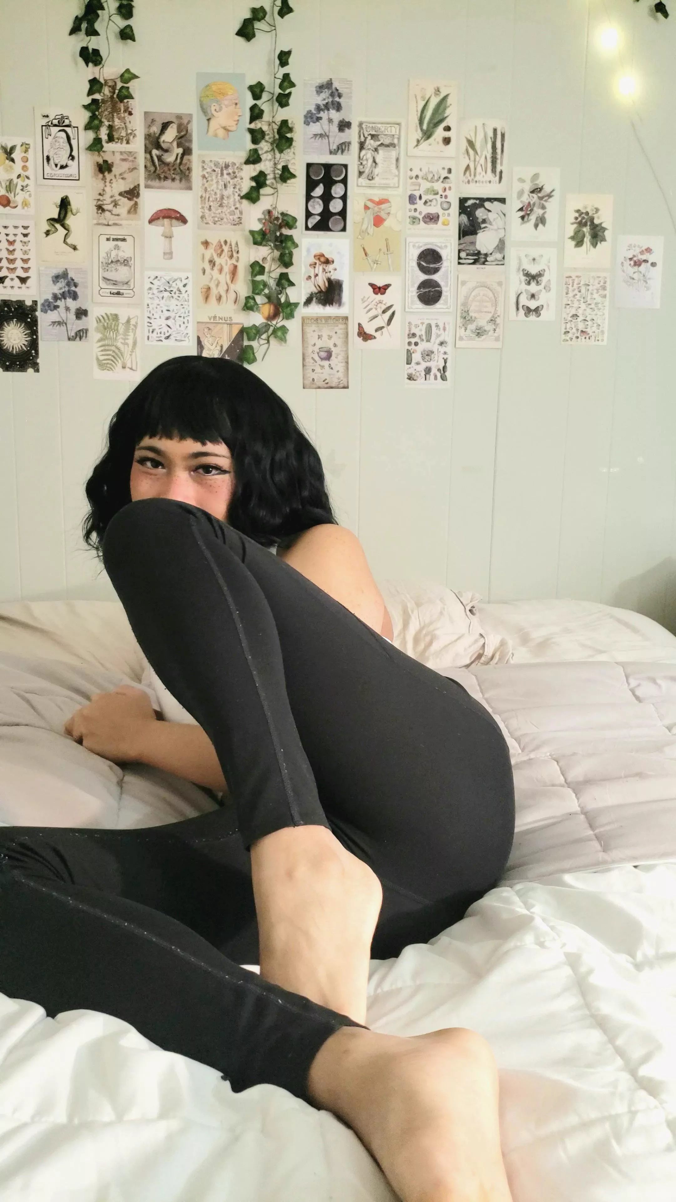 Hiding my face cuz I’m shyy 😱