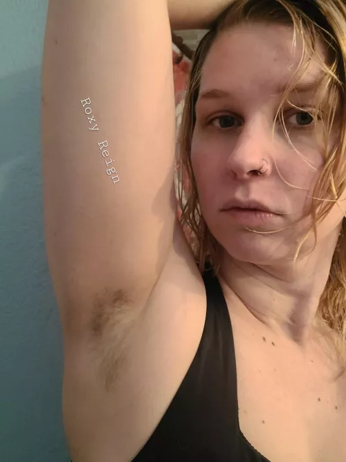 Just showered I'm thinking of going no deodorant today