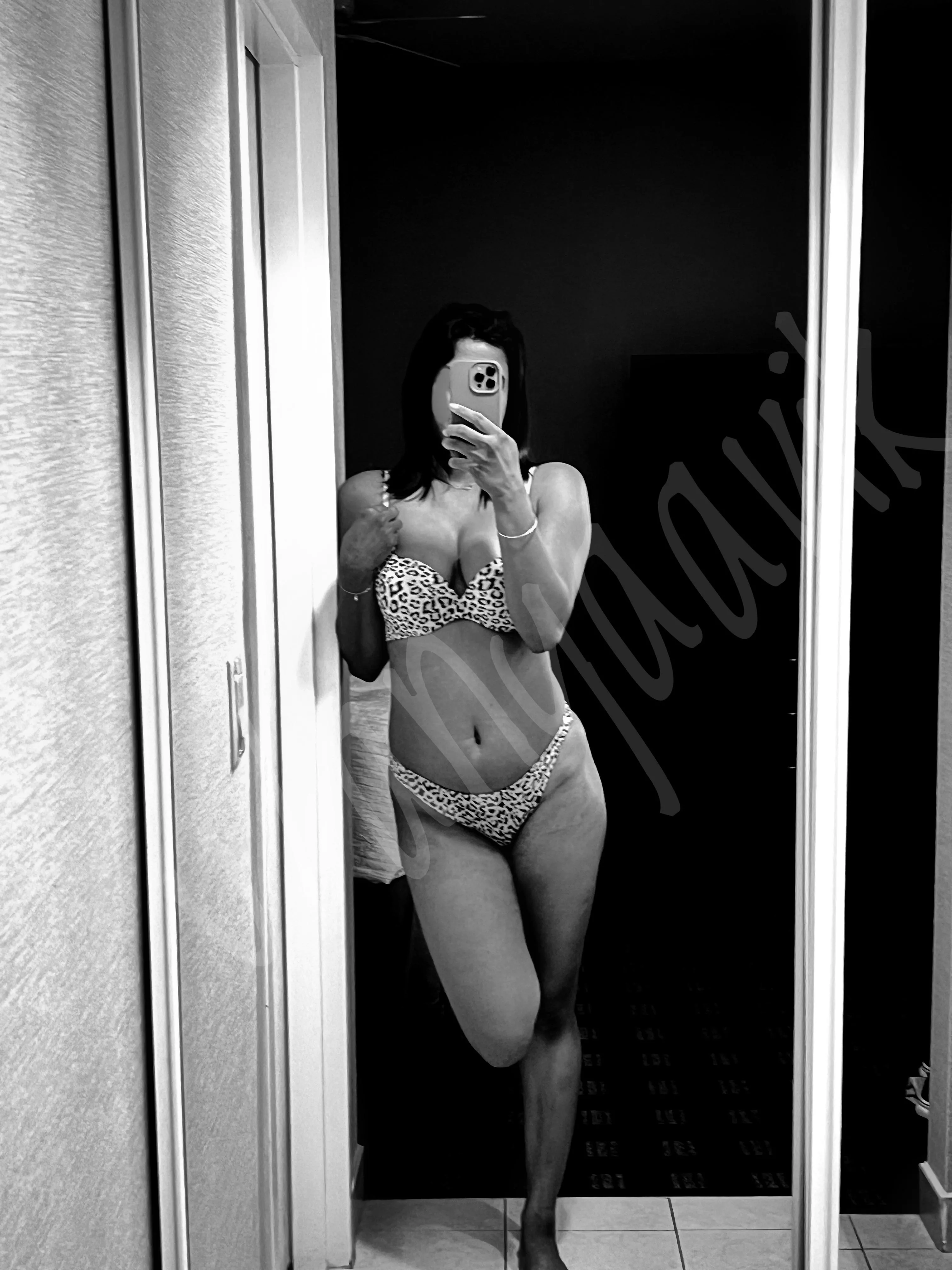 Lust is in the air [F]