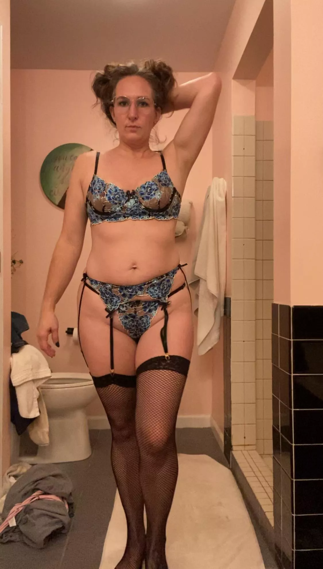 Moms like to dress up too