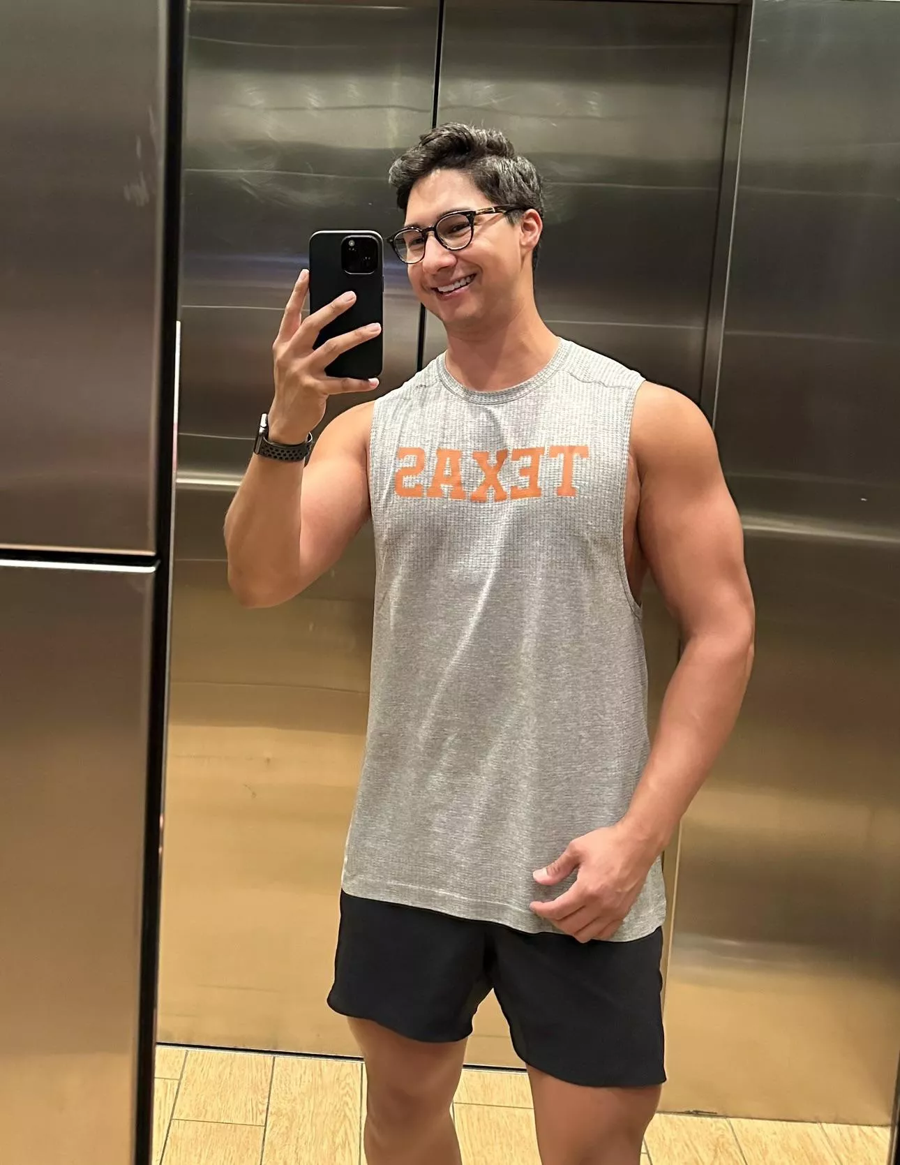 Need a lifting buddy 💪🏾