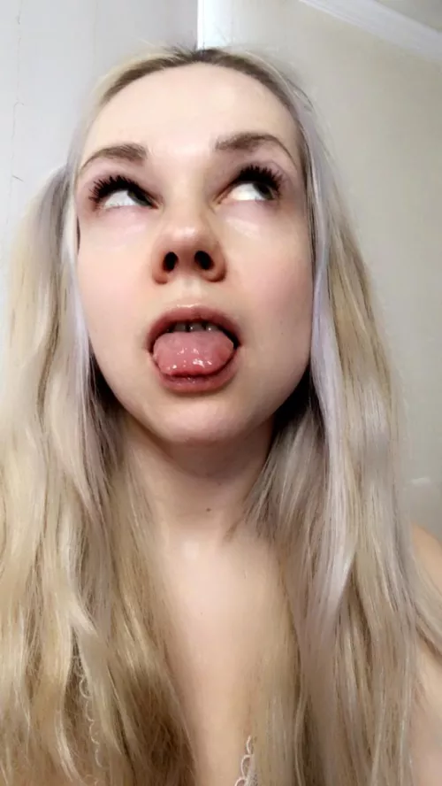 Please cum here daddy