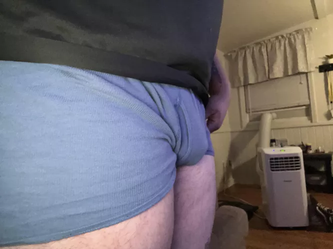 Size bet on snap? Winner posts losers girl on Reddit. Hmu with ur snaps