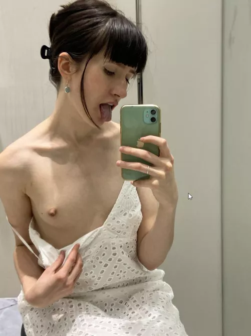 Small and flat as fuck🙄