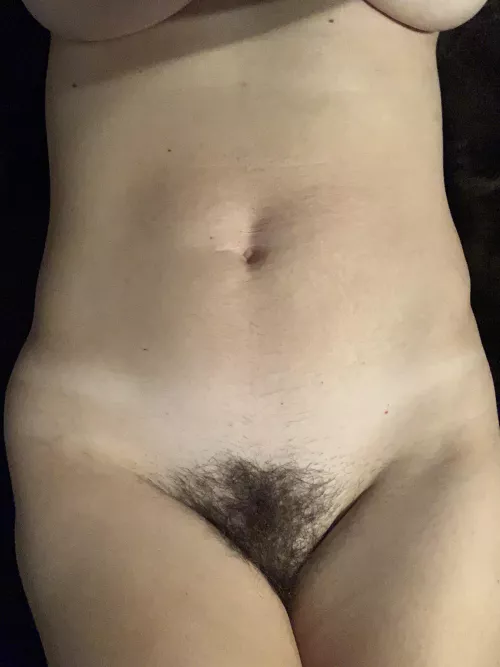 Some rug and underboob