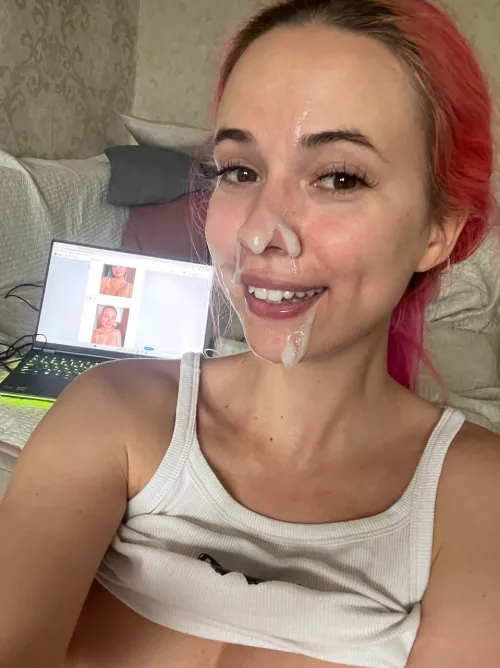 Wanna be famous cumslut